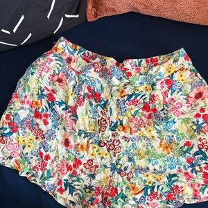 H&M Floral Multicolor Women’s Shorts Bermudas
